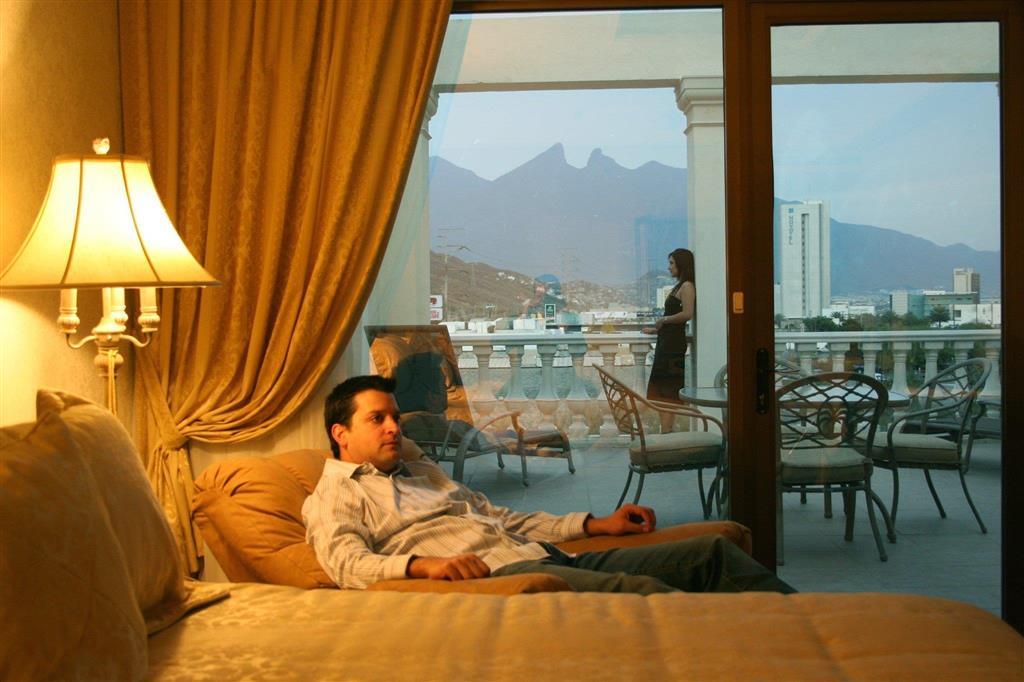 Safi Royal Luxury Valle San Pedro Garza Garcia Room photo
